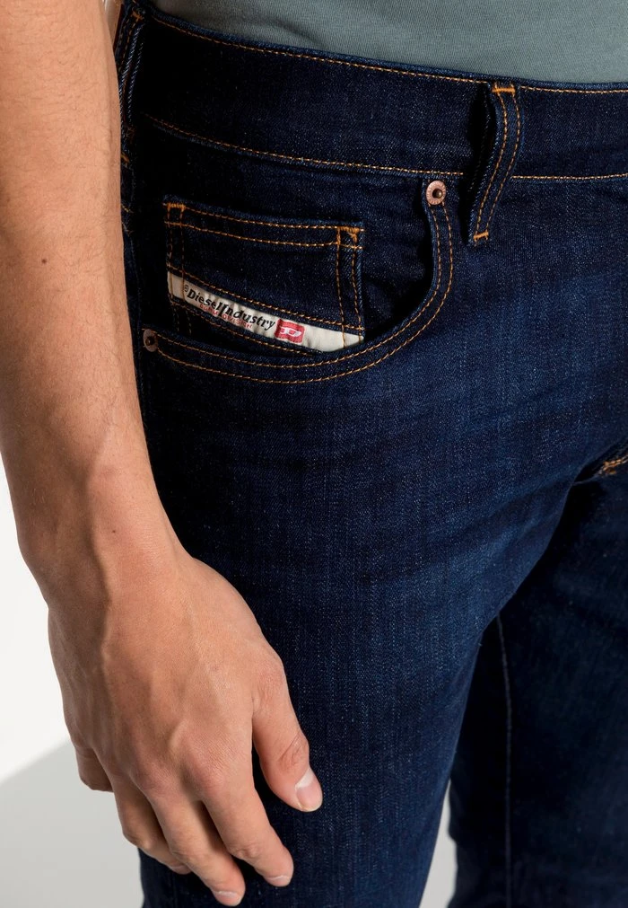 Coupon 🌟 Diesel D YENNOX - Jeans Tapered Fit - 0gdao 01 ✔️ 7 Coupon 🌟 Diesel D YENNOX - Jeans Tapered Fit - 0gdao 01 ✔️ - Image 5