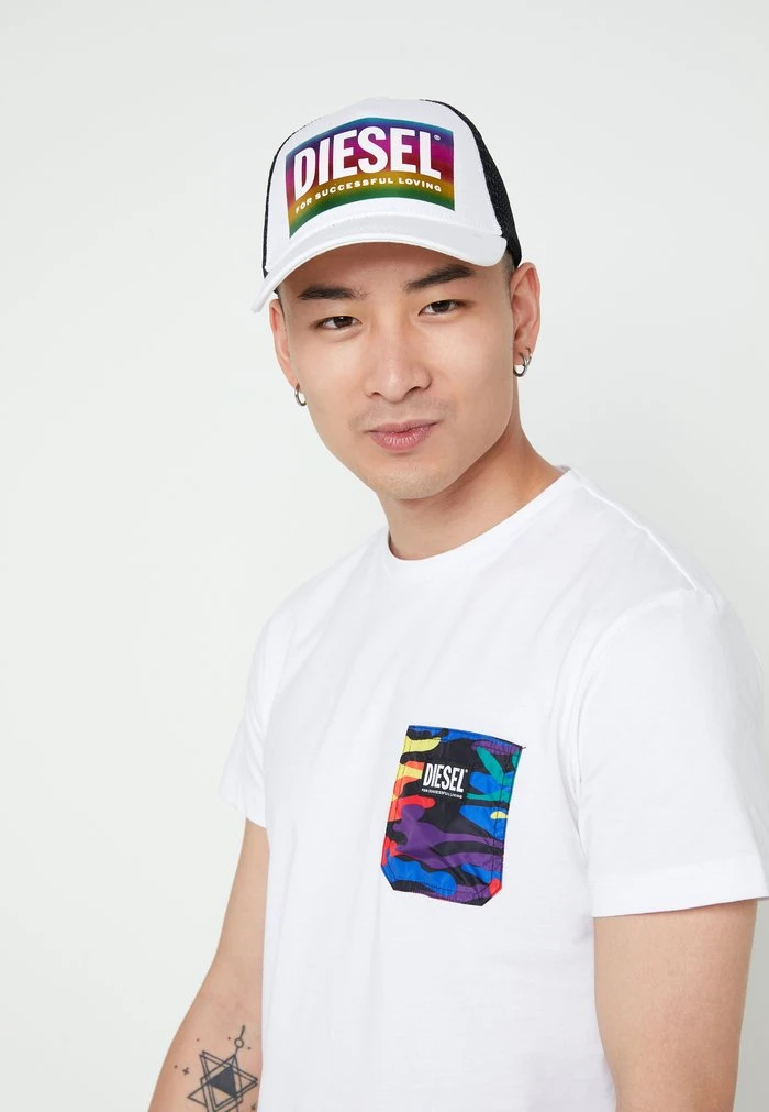 Deals ❤️ Diesel PRIDE DIEGO UNISEX - Print T-shirt - White ✨ 7 Deals ❤️ Diesel PRIDE DIEGO UNISEX - Print T-shirt - White ✨ - Image 5