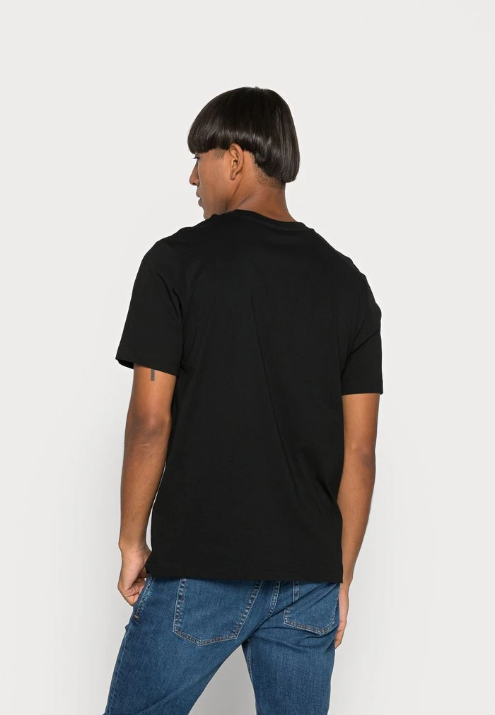 Best Pirce ๐ Diesel JUST - Print T-shirt - Black โ๏ธ 5 Best Pirce ๐ Diesel JUST - Print T-shirt - Black โ๏ธ - Image 3