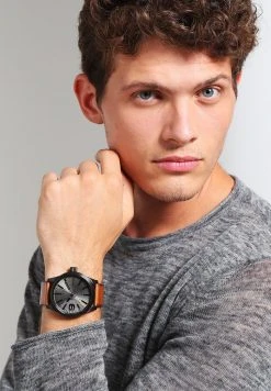 Promo โ Diesel RASP - โ Watch - Hellbraun โจ