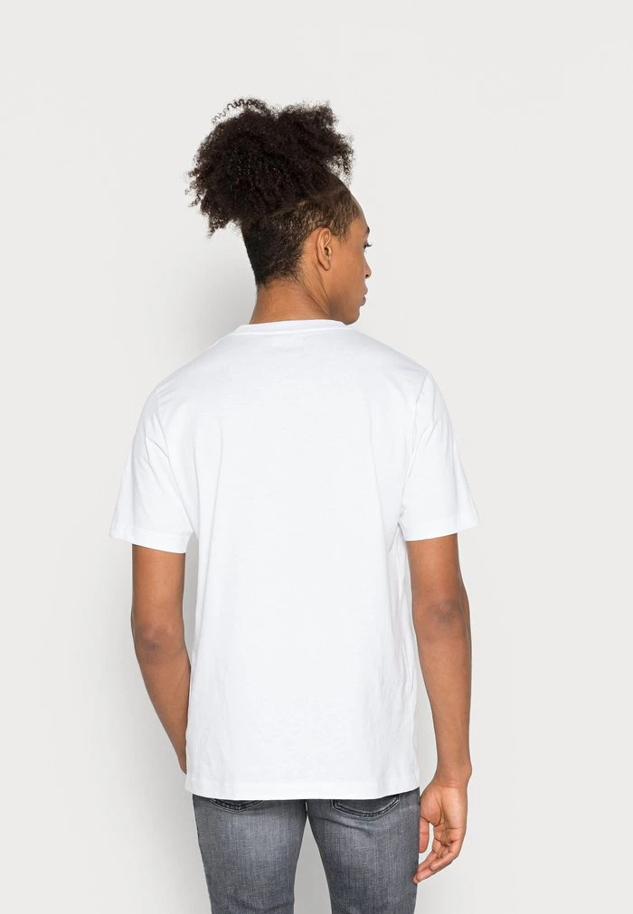 Buy π Diesel JUST BIGOVAL - Print T-shirt - White π 5 Buy π Diesel JUST BIGOVAL - Print T-shirt - White π - Image 3