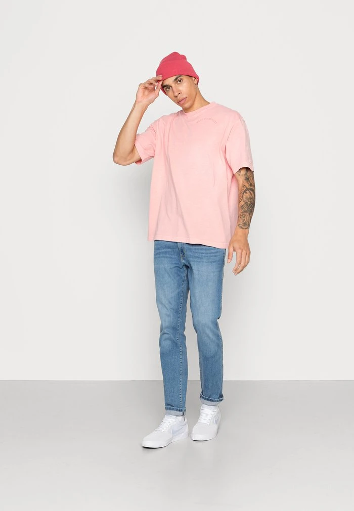 Coupon 💯 Diesel Print T-shirt - Pink 🥰 4 Coupon 💯 Diesel Print T-shirt - Pink 🥰 - Image 2