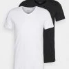 Cheap ๐ฅฐ Diesel 2 PACK - Undershirt - Black/white ๐ 1 Cheap ๐ฅฐ Diesel 2 PACK - Undershirt - Black/white ๐ -Vivid Styles Shop 9fa26149346f487eb77c34f34215d75c