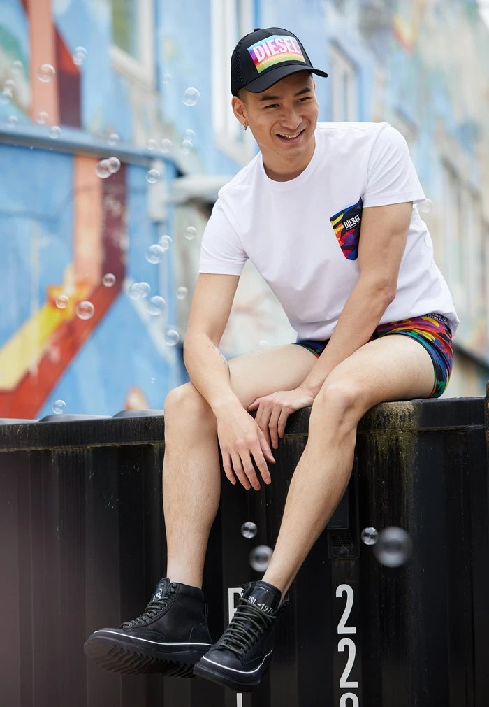 Deals ❤️ Diesel PRIDE DIEGO UNISEX - Print T-shirt - White ✨ 4 Deals ❤️ Diesel PRIDE DIEGO UNISEX - Print T-shirt - White ✨ - Image 2